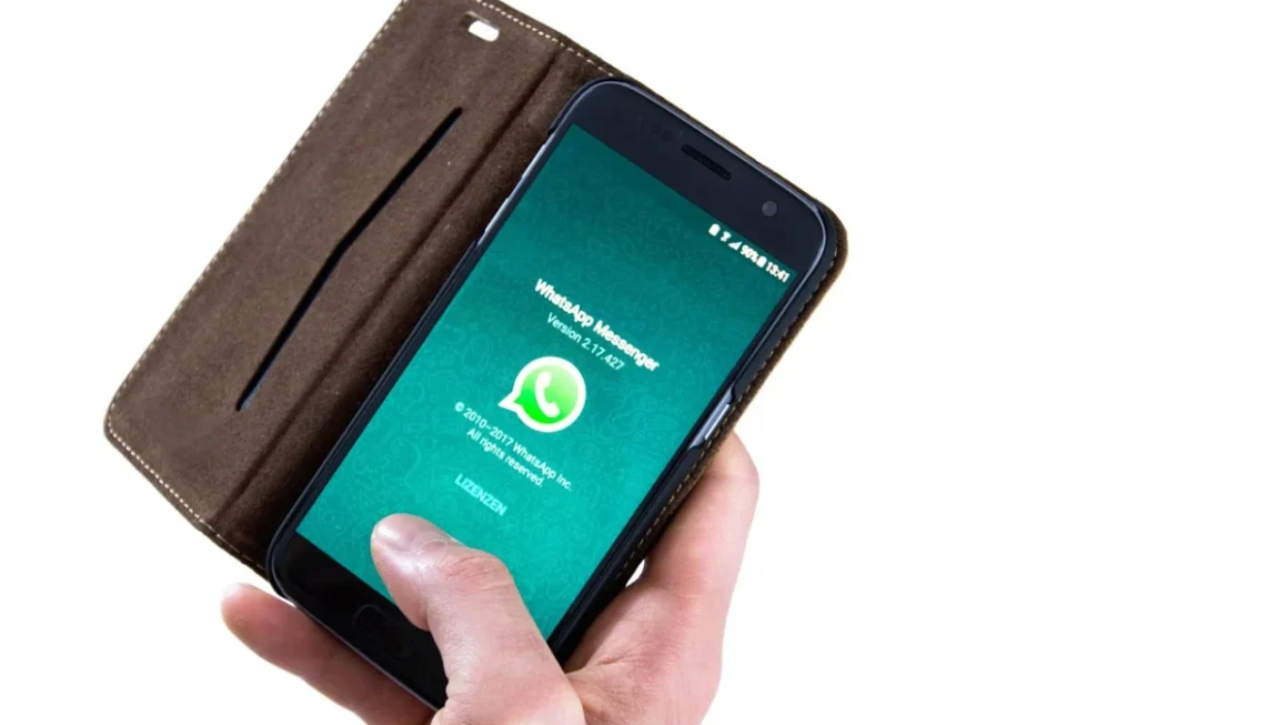 Karnataka High Court Rules WhatsApp Status Is Not a ‘Public Publication’ Under IPC, Quashes Communal Enmity FIR