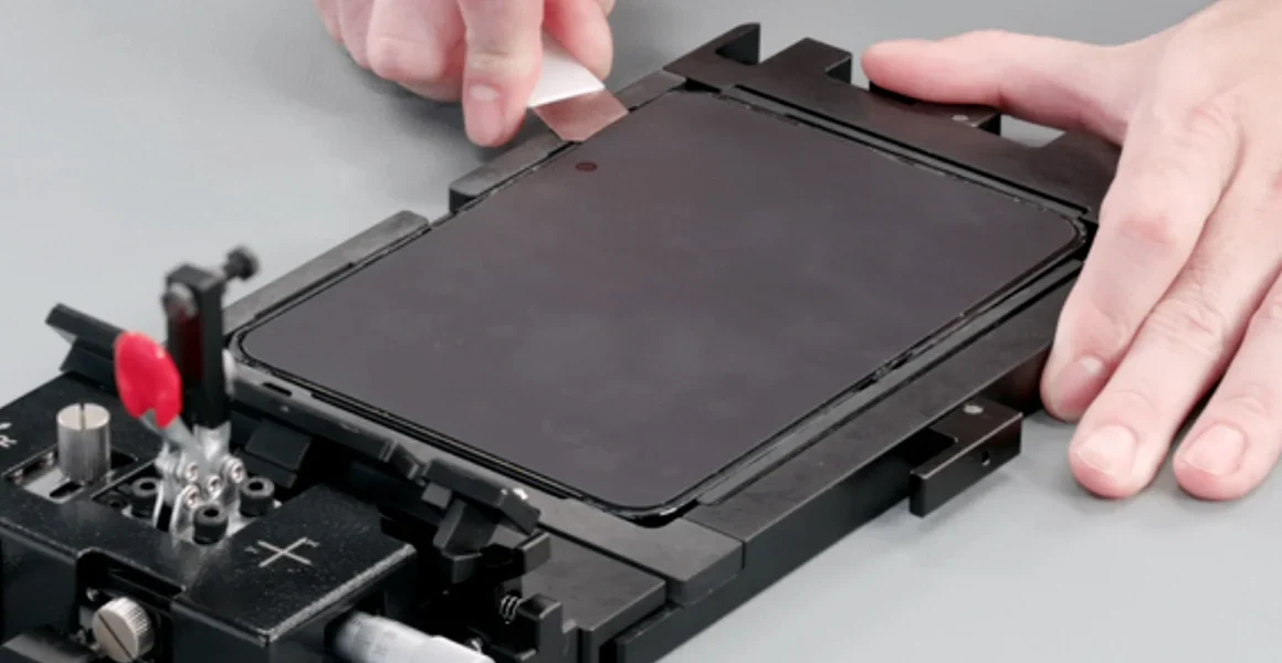 Apple Releases Official iPhone Duo Repair Manuals and Documentation on Launch Day