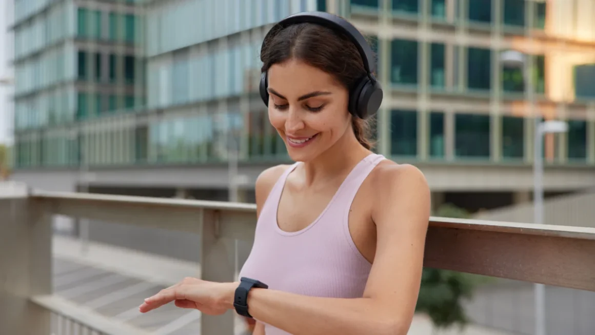 Beyond the Wrist: The Evolution of Smartwatches into Essential Wellness Ecosystems