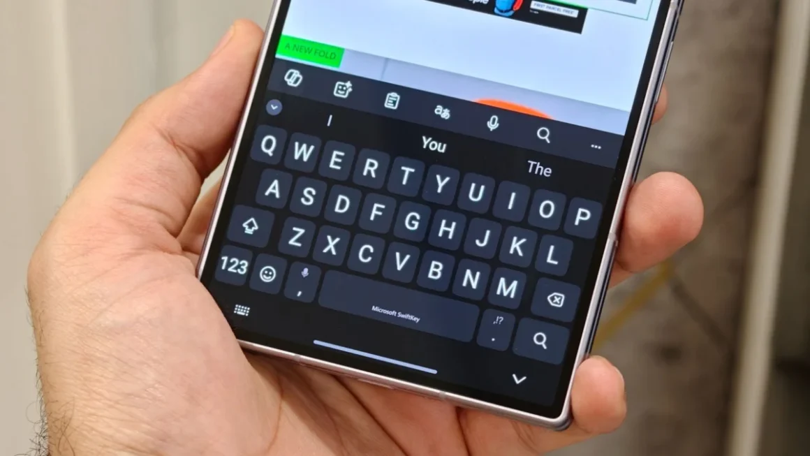 Breaking the Wall: How an Independent Developer Brought Google’s Pixel 11 "Rambler" Feature to All Android Devices