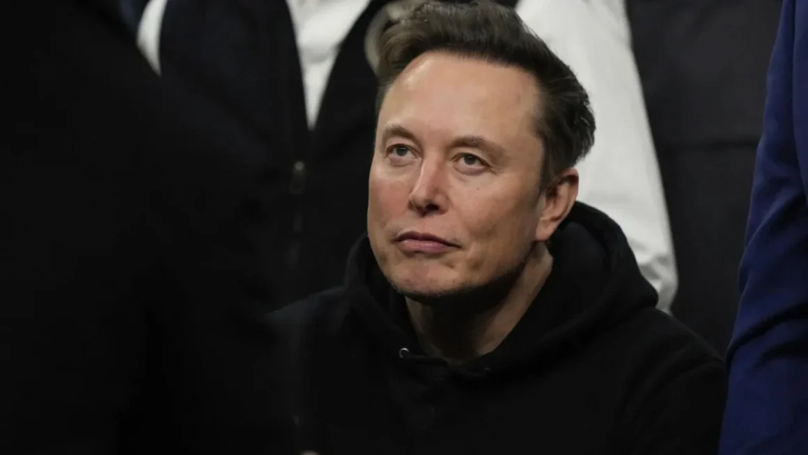 High-Stakes Orbit: Elon Musk, Indian Regulators, and the Battle for the Country’s Satellite Internet Skies
