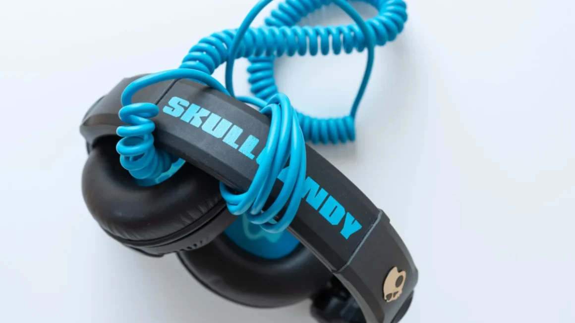 Strategic Synergy: Bose Acquires Skullcandy to Reshape the Competitive Audio Landscape
