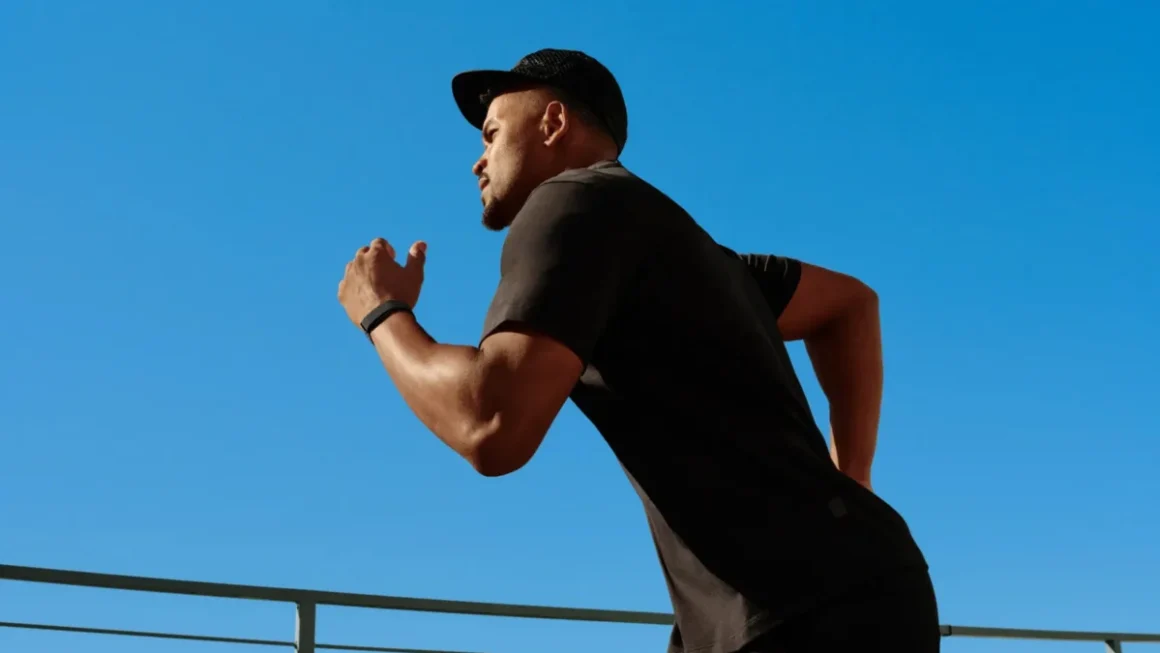 The Screenless Revolution: Whoop vs. Fitbit Air and the Future of Wearable Tech