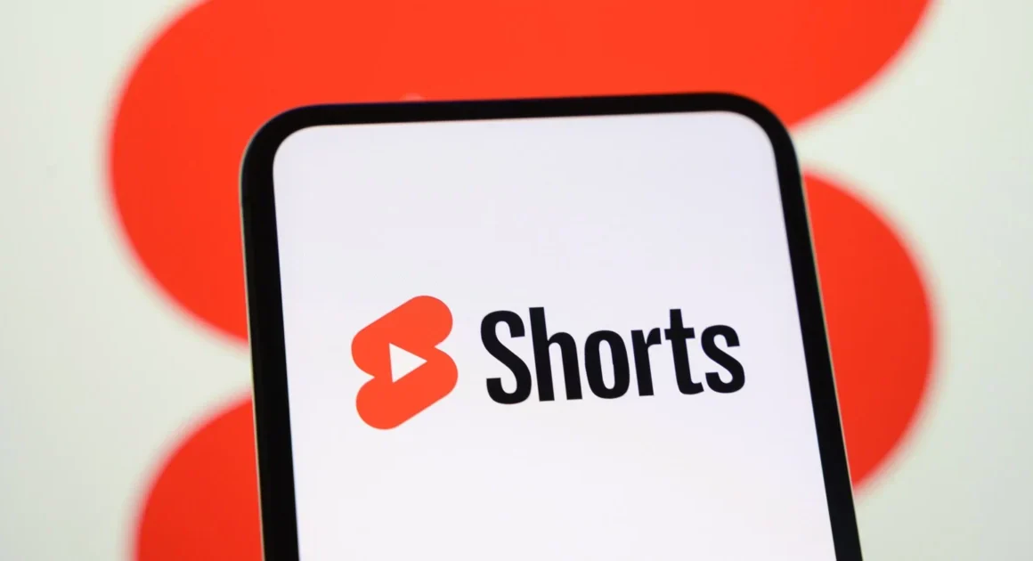 YouTube Expands AI Integration: "Ask YouTube" Feature Tests Within Shorts Player and Live Streams